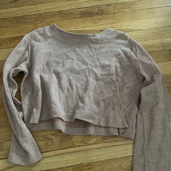 Cropped Sweater - Picture 1 of 1
